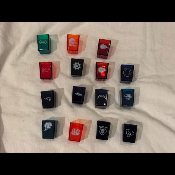 “Gumball” machine NFL mini cups (2 sets) - Picture 3 of 6